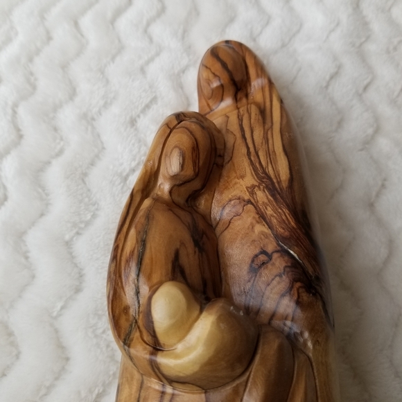 Olive Wood Biblical Holy Family Representation Hand Carved in Bethlehem - Picture 2 of 10